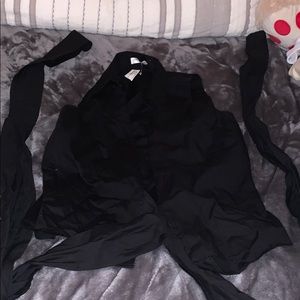 Black Tie Sleeveless blouse